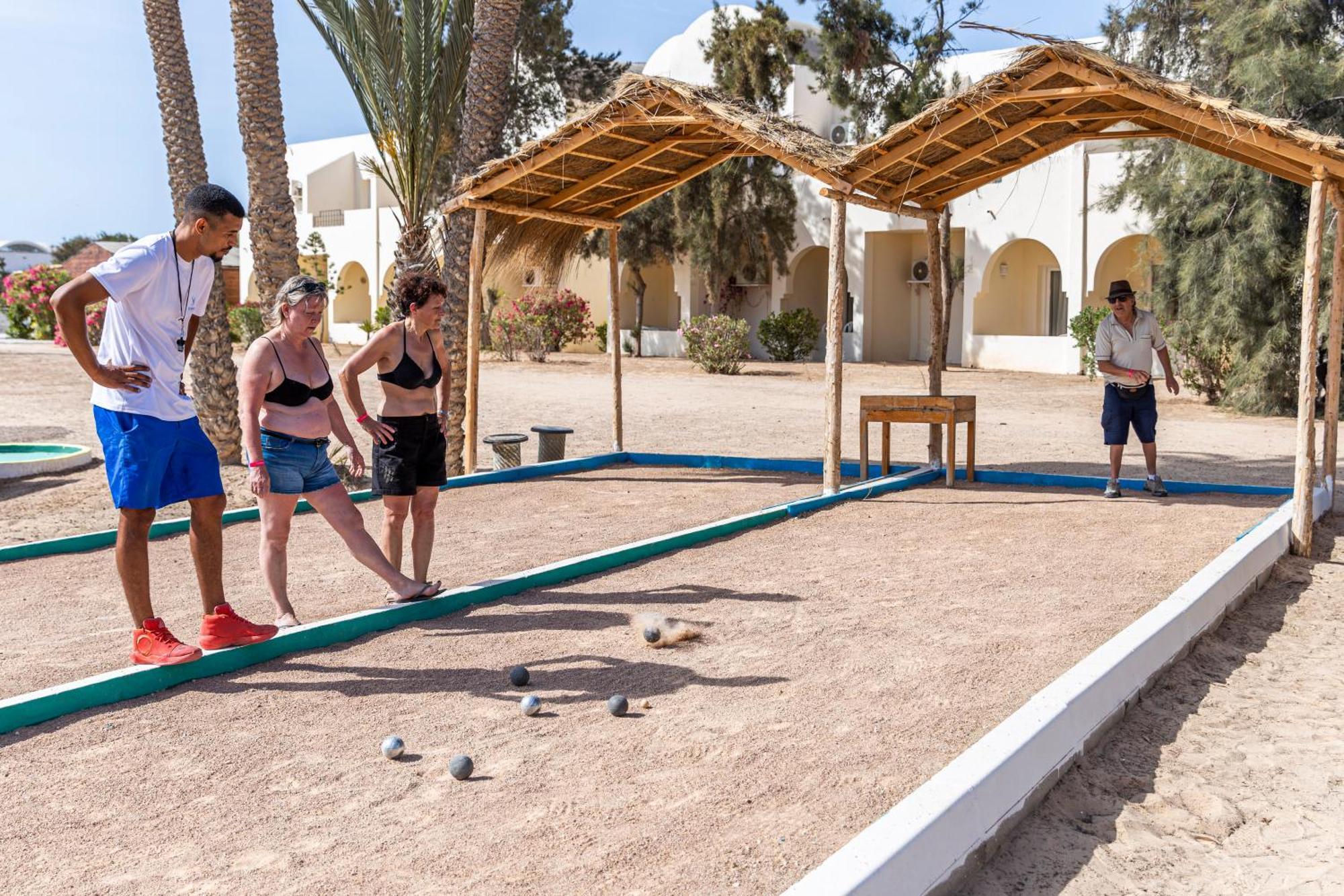 Le Petit Palais Djerba & Spa Хумт Сук Екстериор снимка