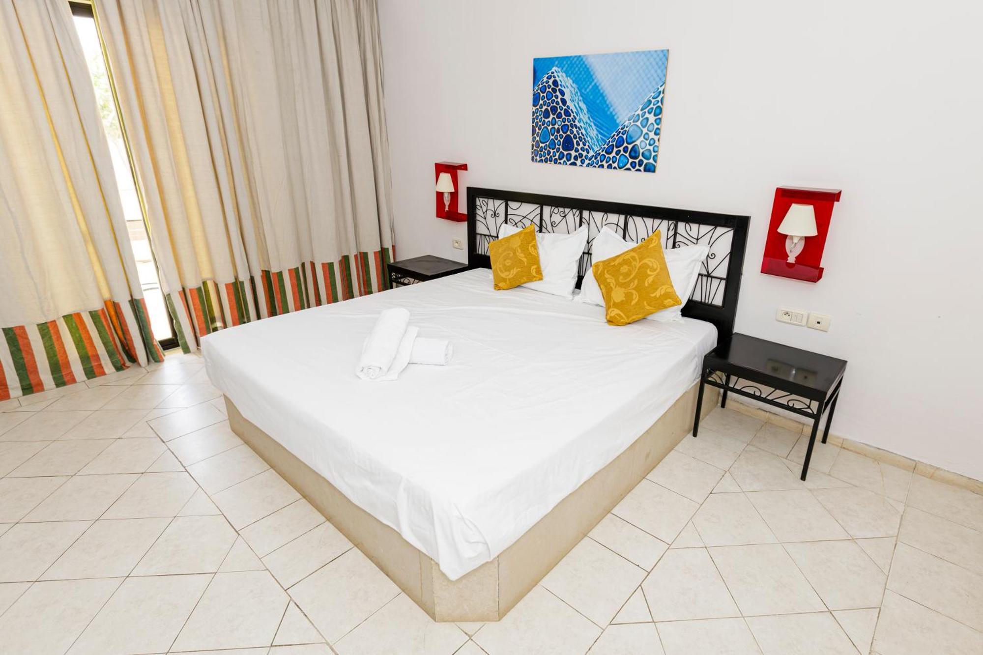 Le Petit Palais Djerba & Spa Хумт Сук Екстериор снимка