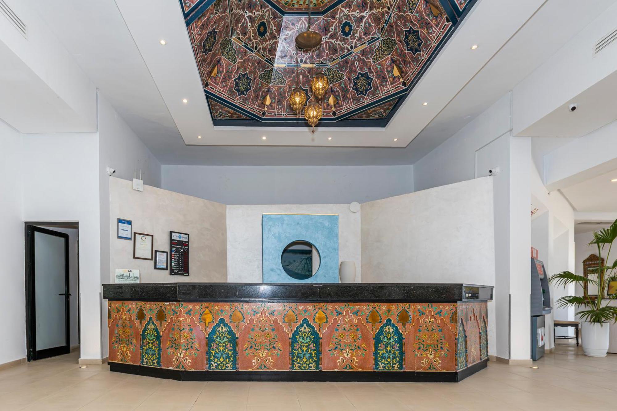 Le Petit Palais Djerba & Spa Хумт Сук Екстериор снимка