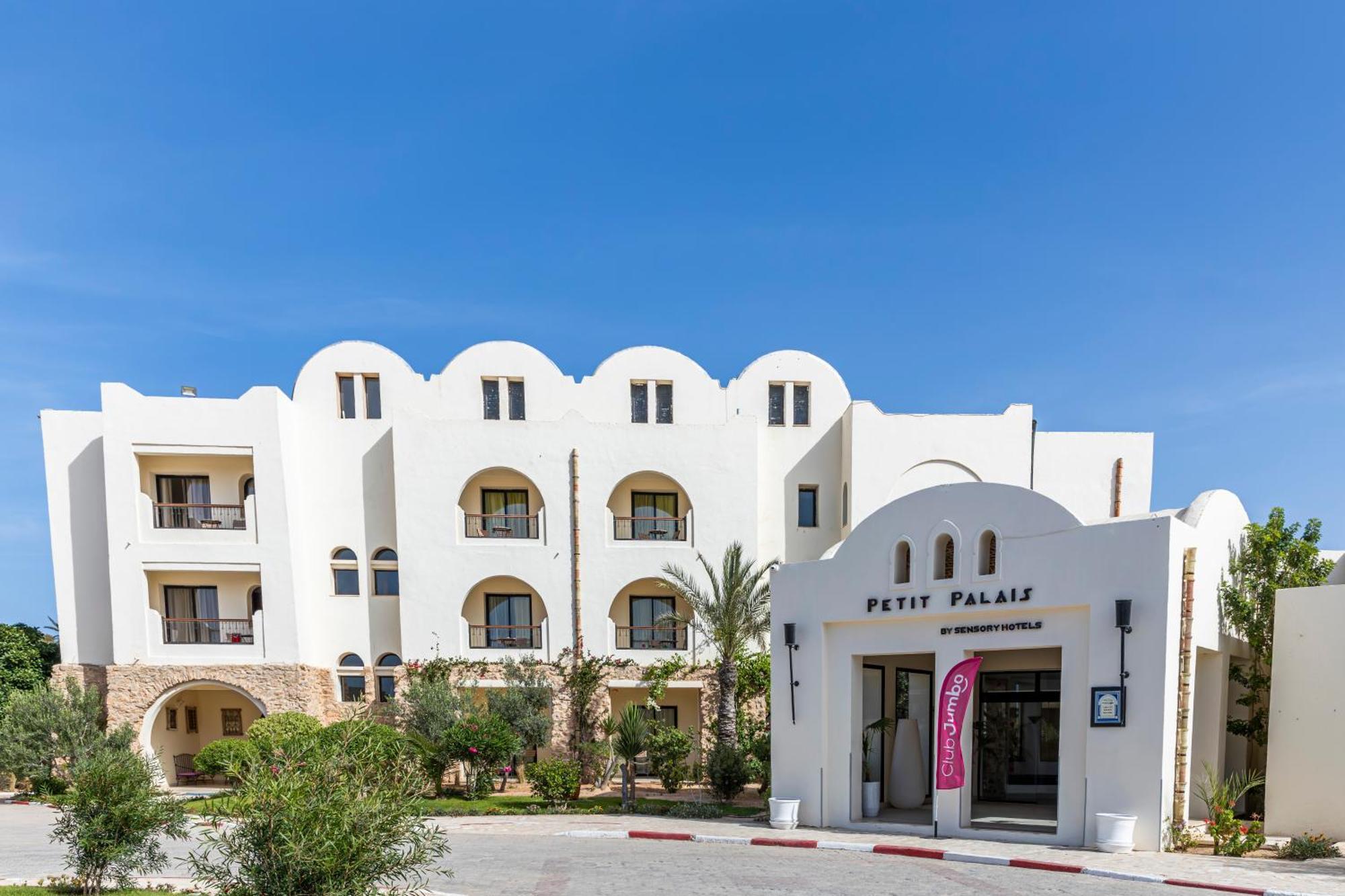 Le Petit Palais Djerba & Spa Хумт Сук Екстериор снимка