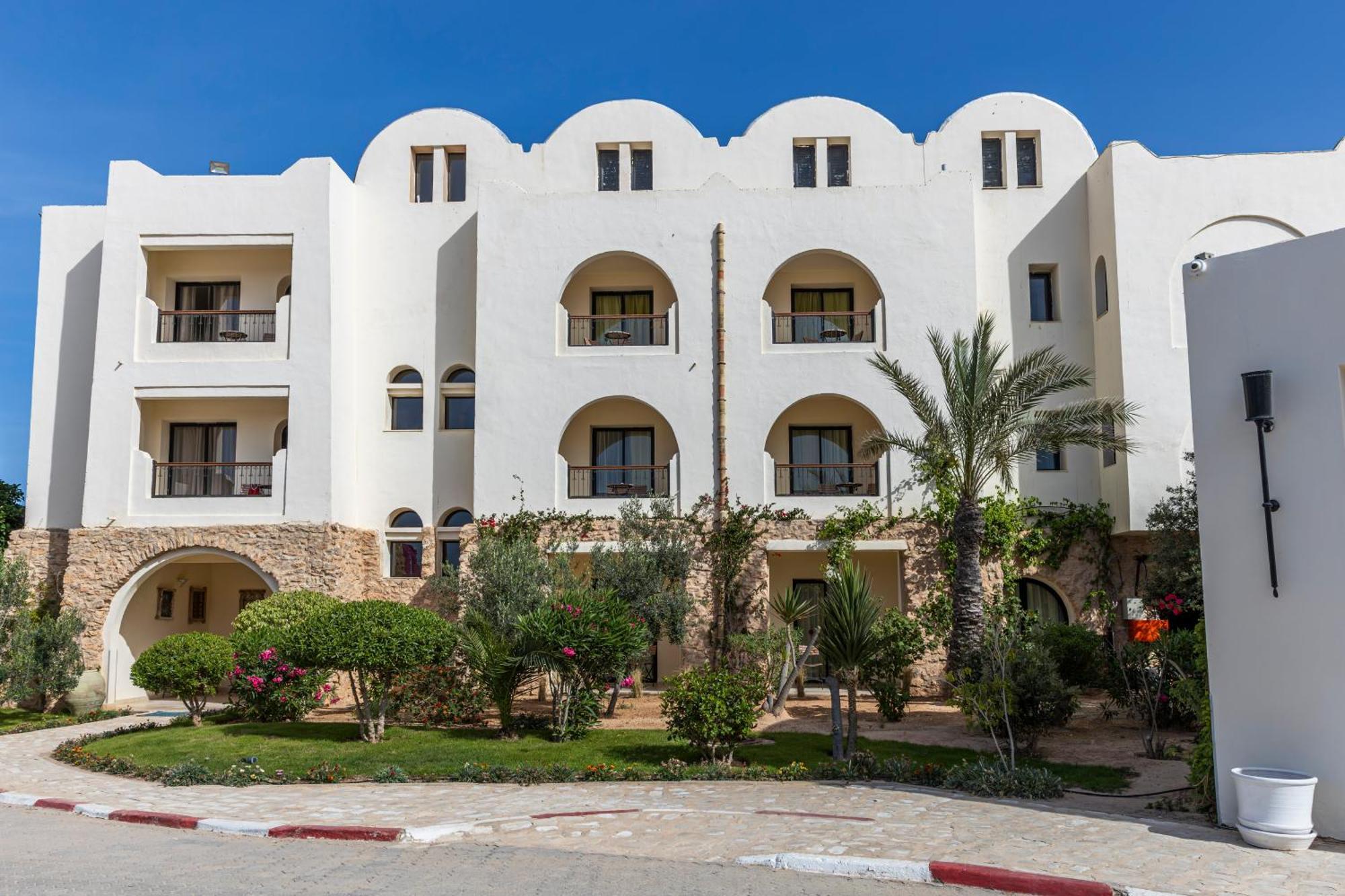 Le Petit Palais Djerba & Spa Хумт Сук Екстериор снимка